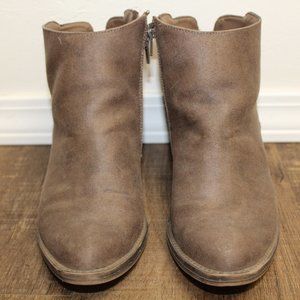 Women's Volatile Ankle Boots Size 8